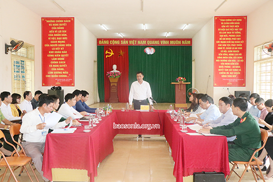  Kiểm tra thực hiện các tiêu chí nông thôn mới tại xã Chiềng Ơn