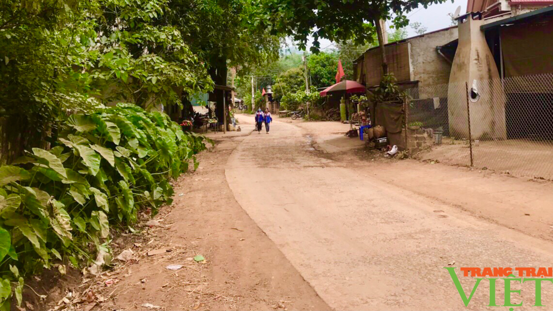 Yên Châu - Sơn La: Người dân xã Chiềng Đông đoàn kết xây dựng nông thôn mới