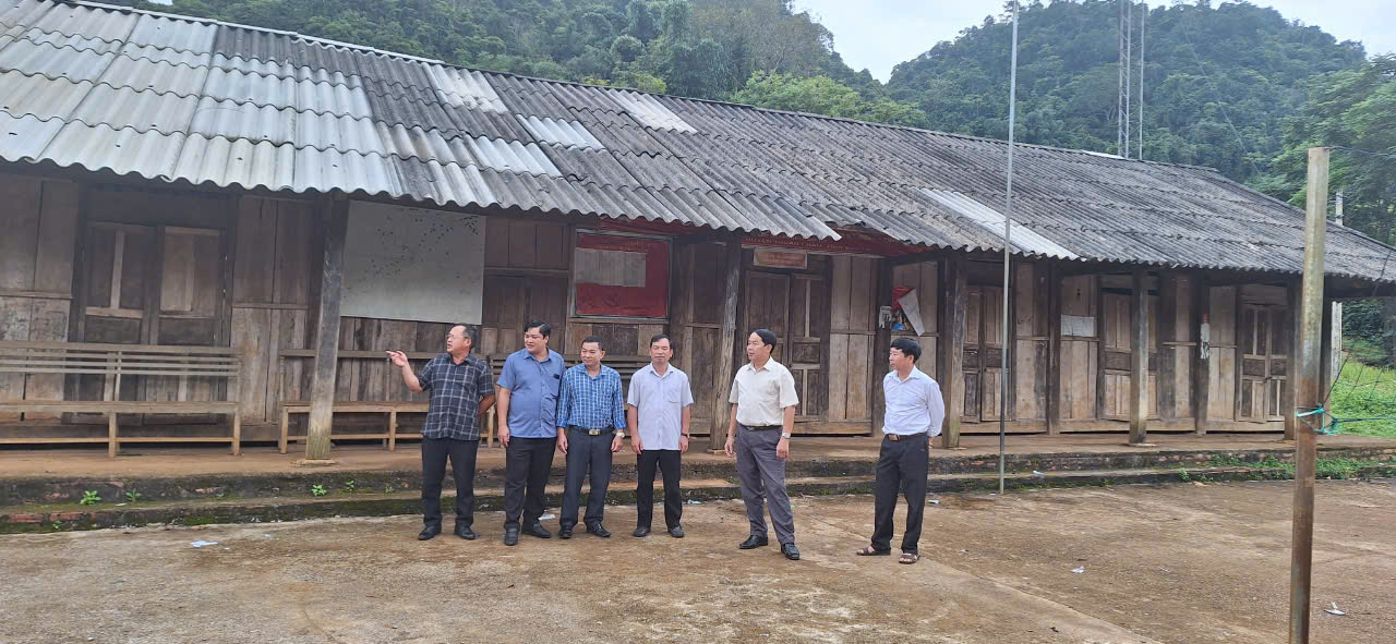 Kiểm tra công tác duy trì, nâng chất các tiêu chí xã NTM nhằm đạt chuẩn theo bộ tiêu chí xã NTM giai đoạn 2021-2025 tại xã Phổng Lái huyện Thuận Châu